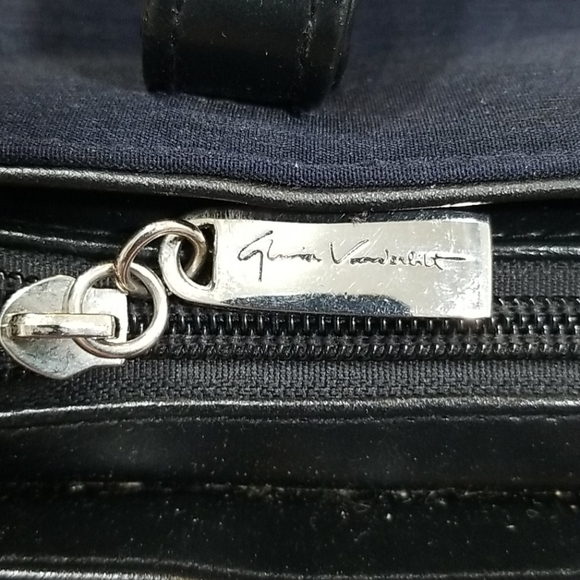 Gloria Vanderbilt Blue Handbag - Picture 4 of 5